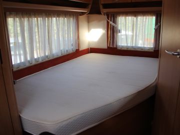 Eura Mobil Contura 652 SB-03 Super Netjes!! | Winter Camper |Half Integraal|Frans Bed|